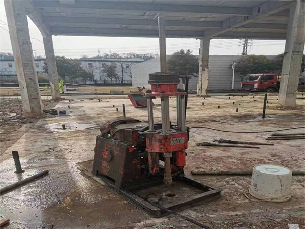 万山袖阀管小导管注浆加固施工工艺